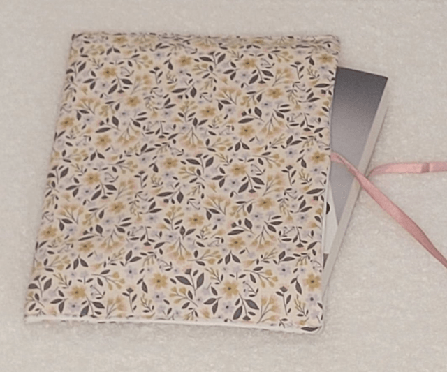 Pochette à livre de poche ou liseuse