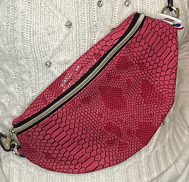 Sac banane simili cuir python fushia