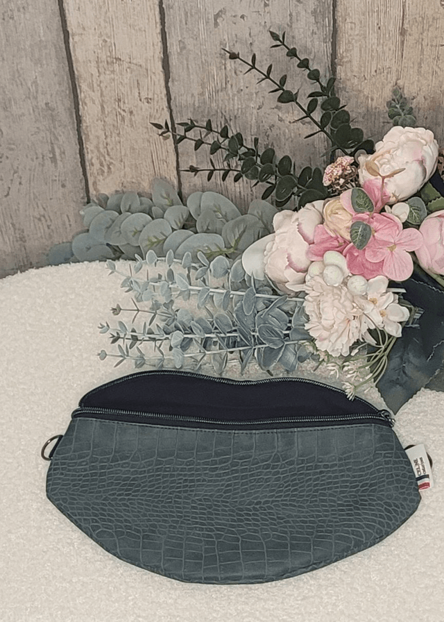 Sac banane simili cuir python vert anglais